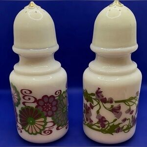 Vintage Avon Milk Glass Floral Salt & Pepper Shaker Set Retro Kitchen Decor